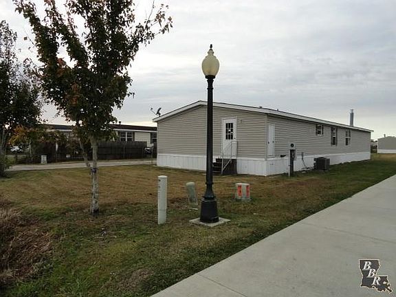 4th image of 153 Silver Creek Dr