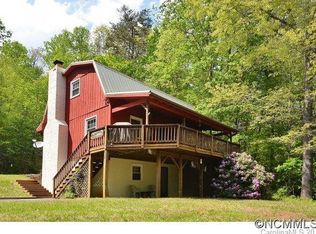 142 Pine Hill Dr, Swannanoa, NC 28778
