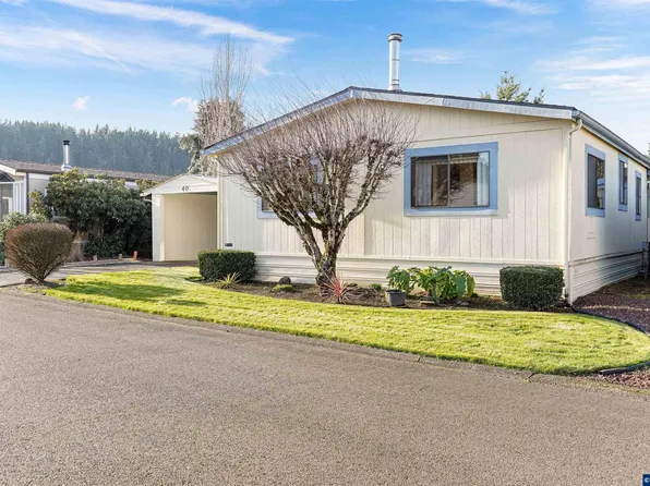 1307 S Water St Unit 40, Silverton, OR 97381