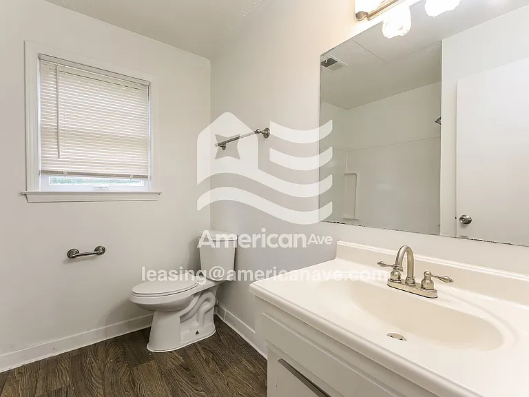 23502_009_main_bathroom_13736755.jpg