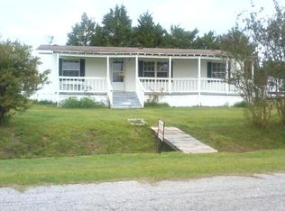 809 Plantation Rd, Trenton, NC 28585