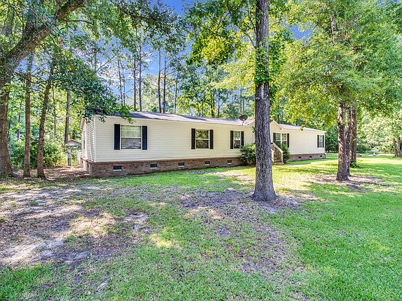 2nd image of 205 Cady Dr