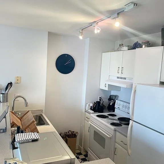 534 Beacon St #902 — Photo 6