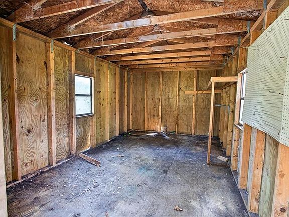 18th image of 16797 MILL STREET