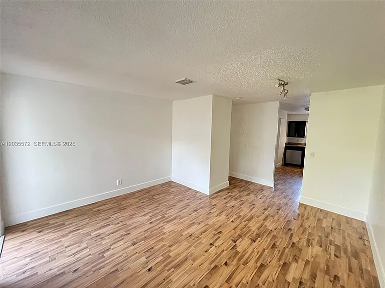 1406 SW 1st St #A — Photo 3