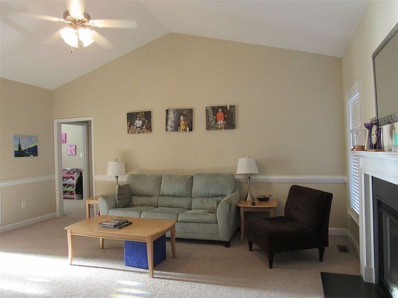 3rd image of 86 Watersedge Dr
