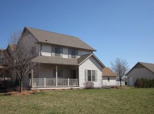 1172 Hidden Creek Ln, Burlington, WI 53105