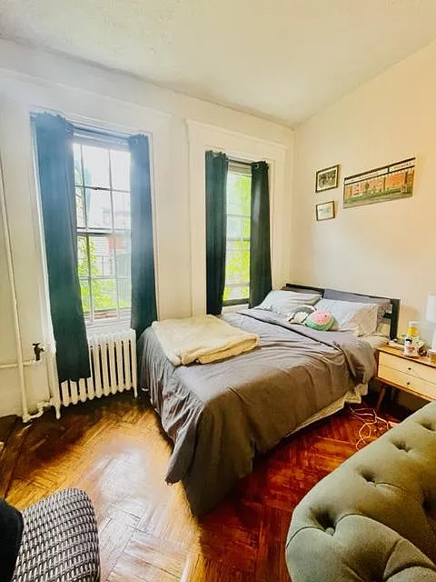 52 S Russell St #3