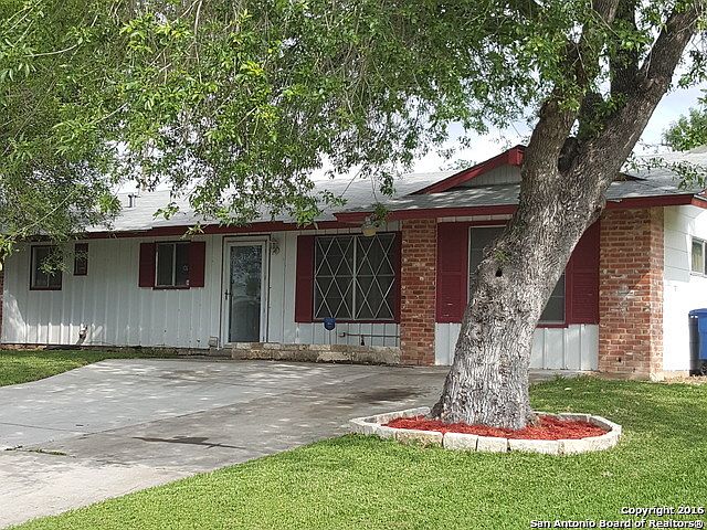 1st image of 126 Moon Valley Dr