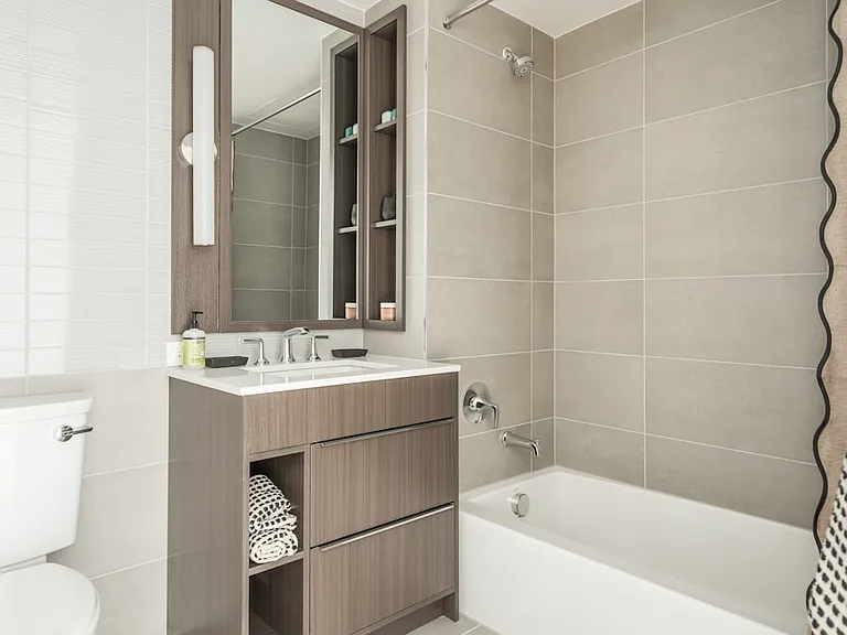 975 Nostrand Ave #909 — Photo 4