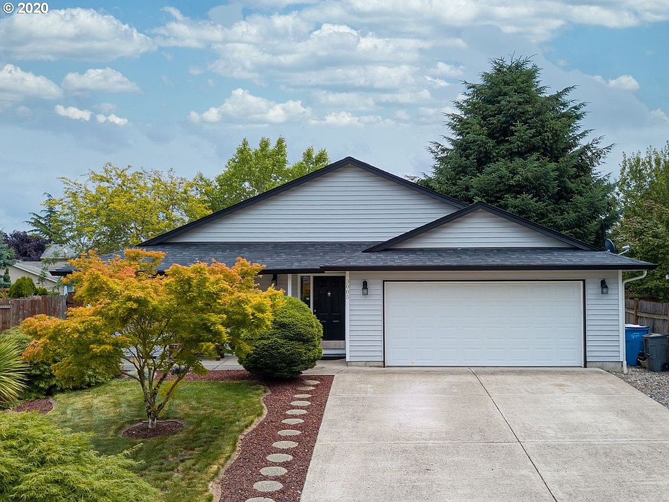 1st image of 3005 NE Delancey Ct
