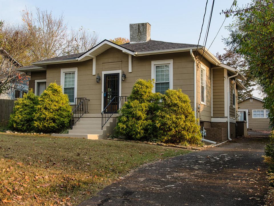 1st image of 2706 Fairmont Blvd