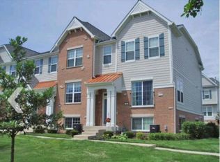 109 Arcadia Ln, Lake Zurich, IL 60047