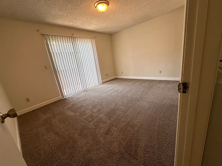 3886 Mulberry Dr #A7 — Photo 4