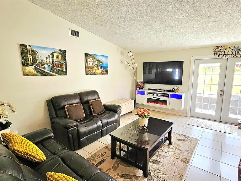 4679 Appaloosa St — Photo 2