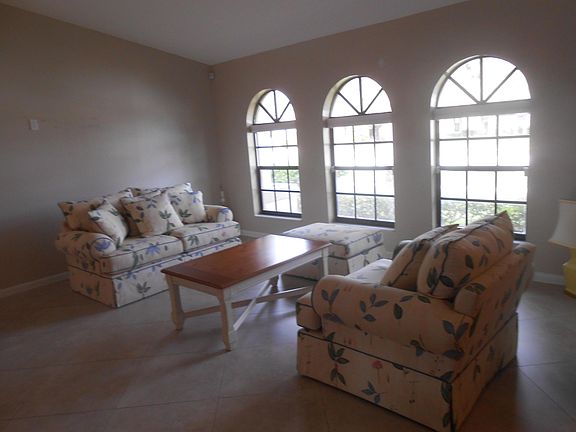 3rd image of 14216 Flora Lane