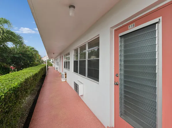 116 Windsor F, West Palm Beach, FL 33417