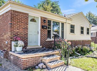 2316 Barstow Rd, Lansing, MI 48906