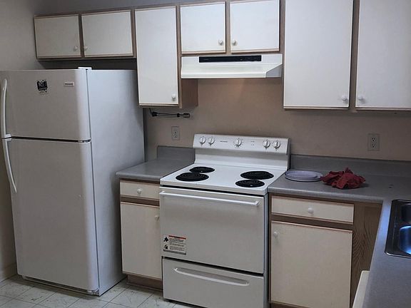 4th image of 1013 Carrin Dr