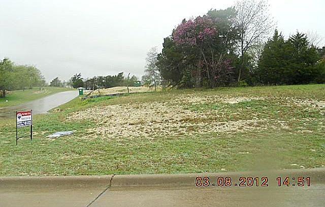 1st image of 1360 Overlook Cir