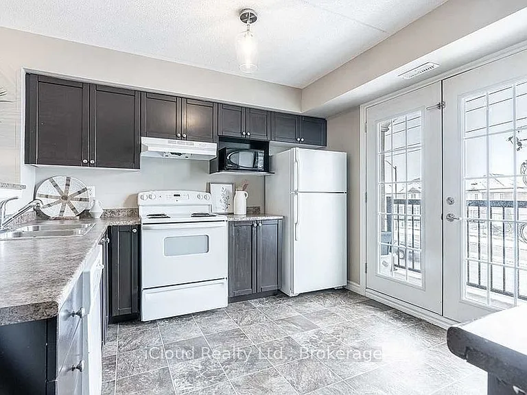 1380 Main St E #205 — Photo 15