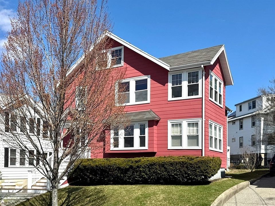 1st image of 15 Wiley Rd #15