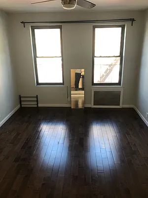 Rented by Reliance Realty Partners LLC  | media 6