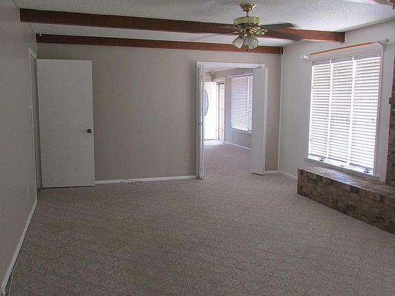 4th image of 1708 W Crescent Dr