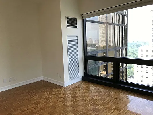 Rented by NY NY Condo, Inc | media 21