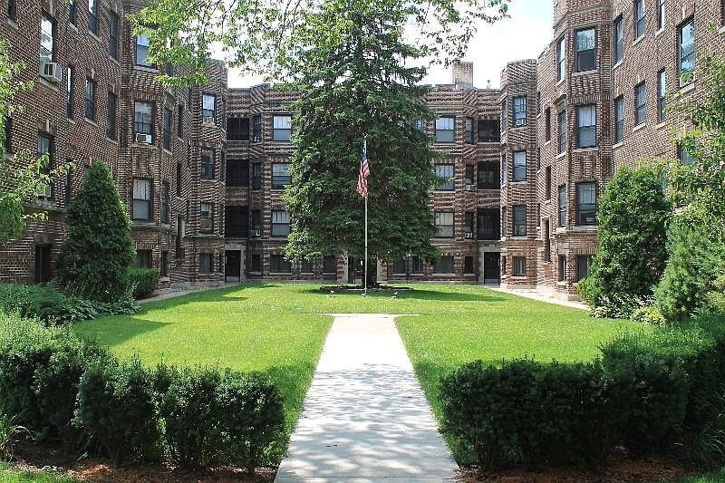 1st image of 313 N Oak Park Ave APT 1B