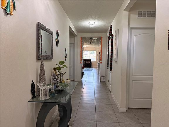 5th image of 2250 Hidden Palm Dr
