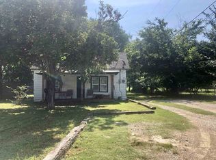 215 W 14th St, Sulphur, OK 73086