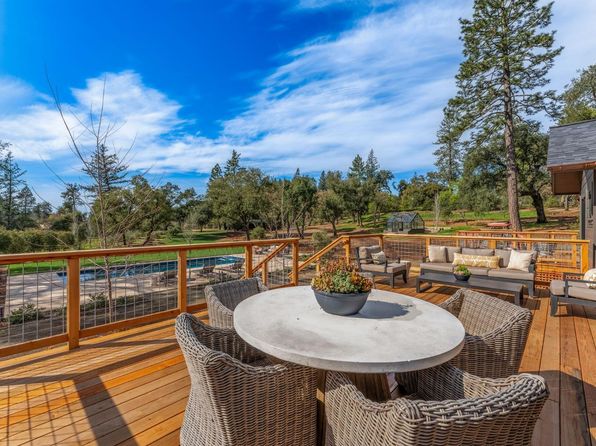 340 White Cottage Road S - 2bd/2ba, 2,041 sqft - in Angwin, CA