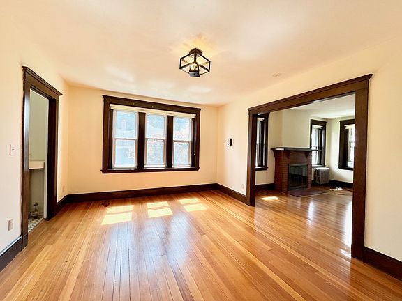 2nd image of 27 Florence Ave Floor 2