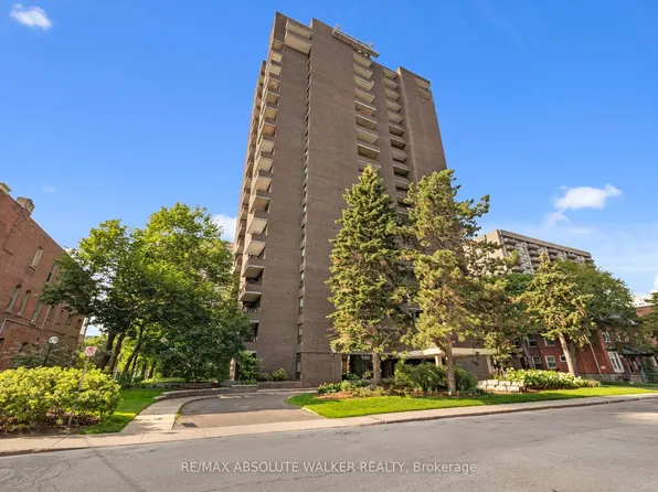 71 Somerset St W #1003, Ottawa, ON K2P 2G2