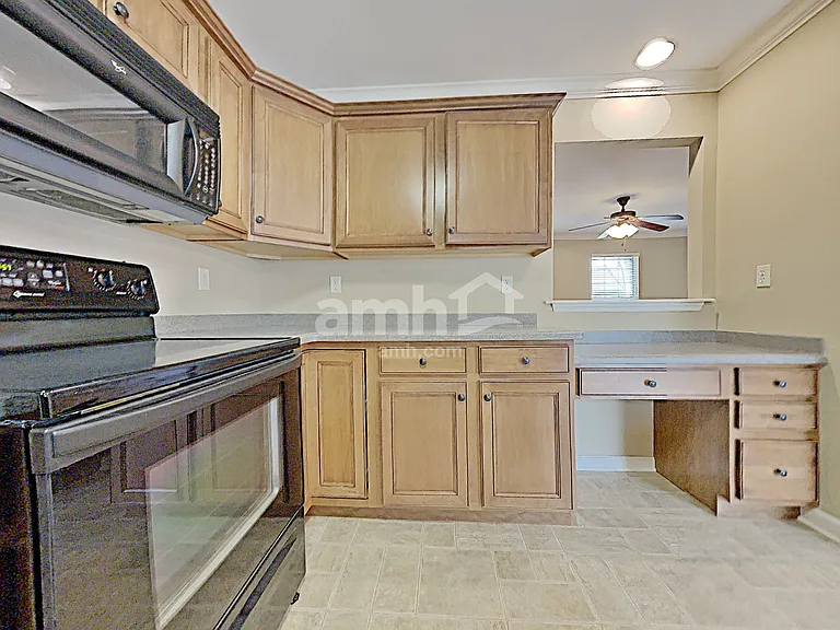 1515 Pathfinder Ln — Photo 4