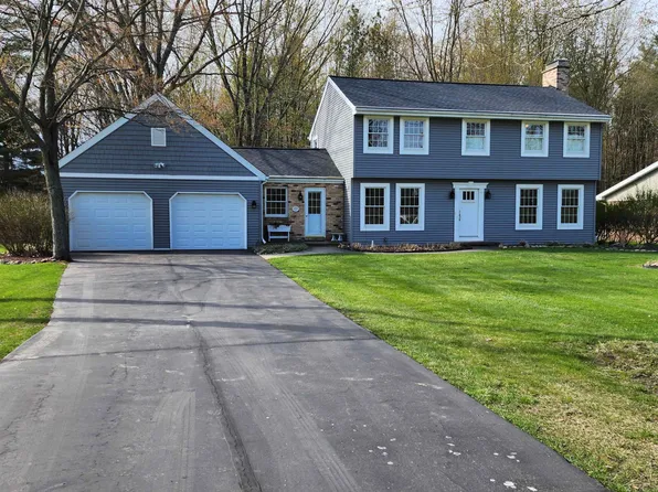 1093 W Walnut St, Saint Charles, MI 48655