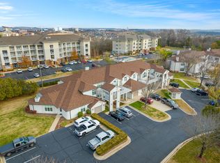 123 Oak Dr APT 3, Branson, MO 65616