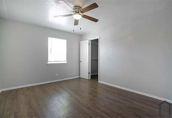 4th image of 311 Rose St #311A