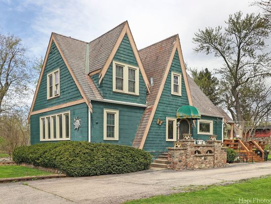 35695 N Lake Dr, Ingleside, IL 60041