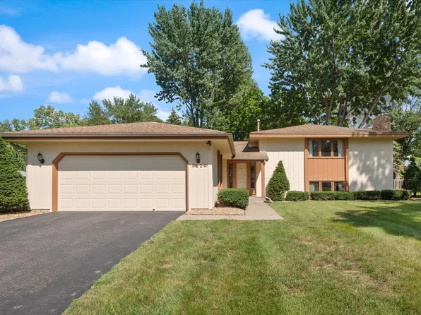 3610 Union Terrace Ln N, Plymouth, MN 55441