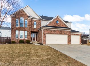 3712 Rolling Hills Rd, Carpentersville, IL 60110