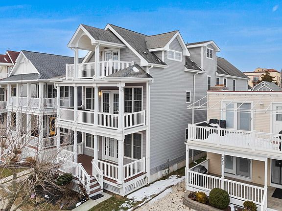 2nd image of 308 Atlantic Ave #B