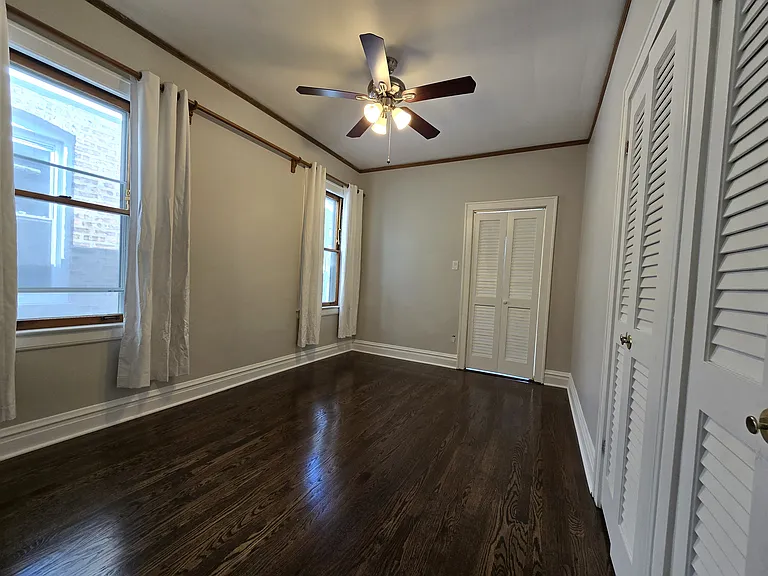 4231 N Marmora Ave — Photo 8