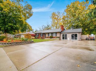 16272 Inkster Rd, Redford, MI 48240