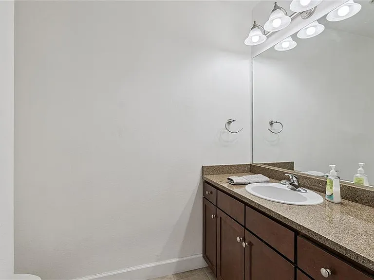 151 E Washington St #3A — Photo 24
