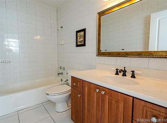 3rd image of 5313 Collins Ave APT 1105