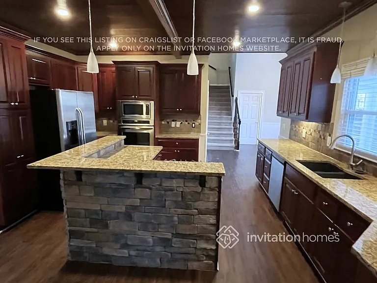 435 Clubfield Dr — Photo 6