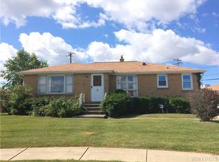 9 Nadine Dr, Cheektowaga, NY 14225