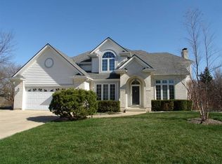 2541 Williams Rd, Batavia, IL 60510